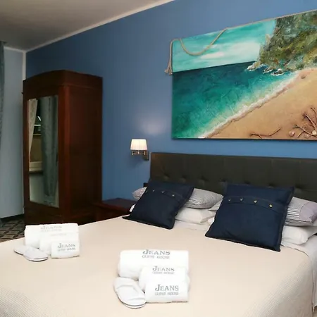 Jeans Luxury House Apartment Genoa