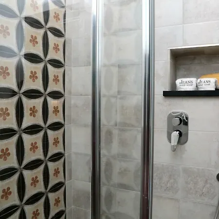 Apartment Jeans Luxury House