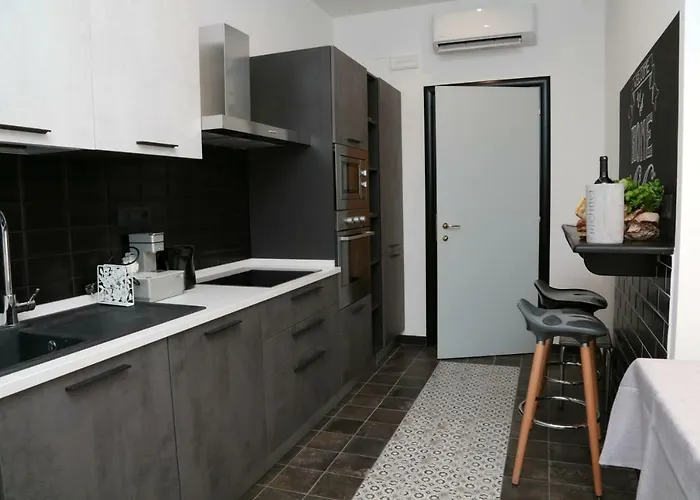 Jeans Luxury House Lejlighed *