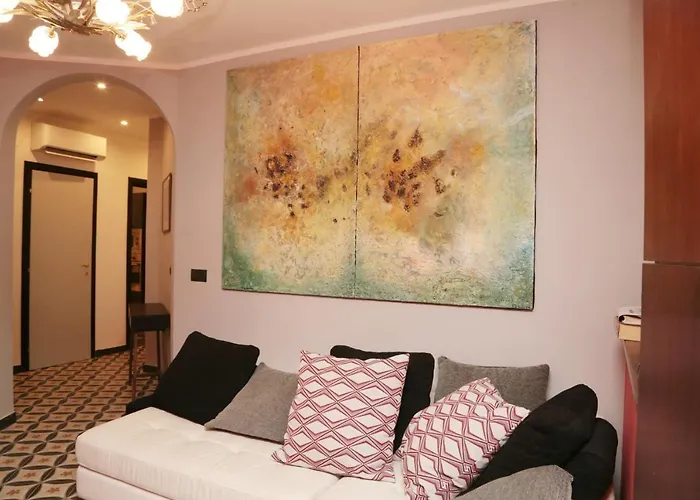 Jeans Luxury House Lejlighed